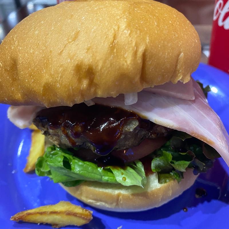 和牛ハンバーガー(シアトルフィッシュマーケット)