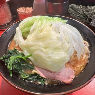 ラーメン中キャベツ　海苔別皿(横浜ラーメン斎藤家)