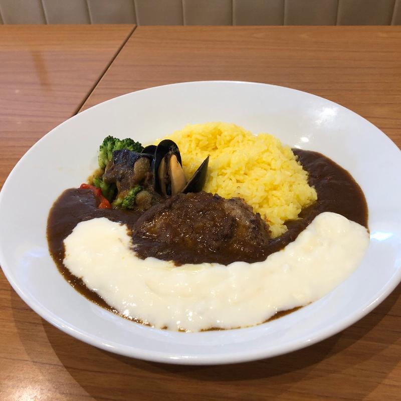 セブンスロード・マジシャン・カレー(ココス 扇店)