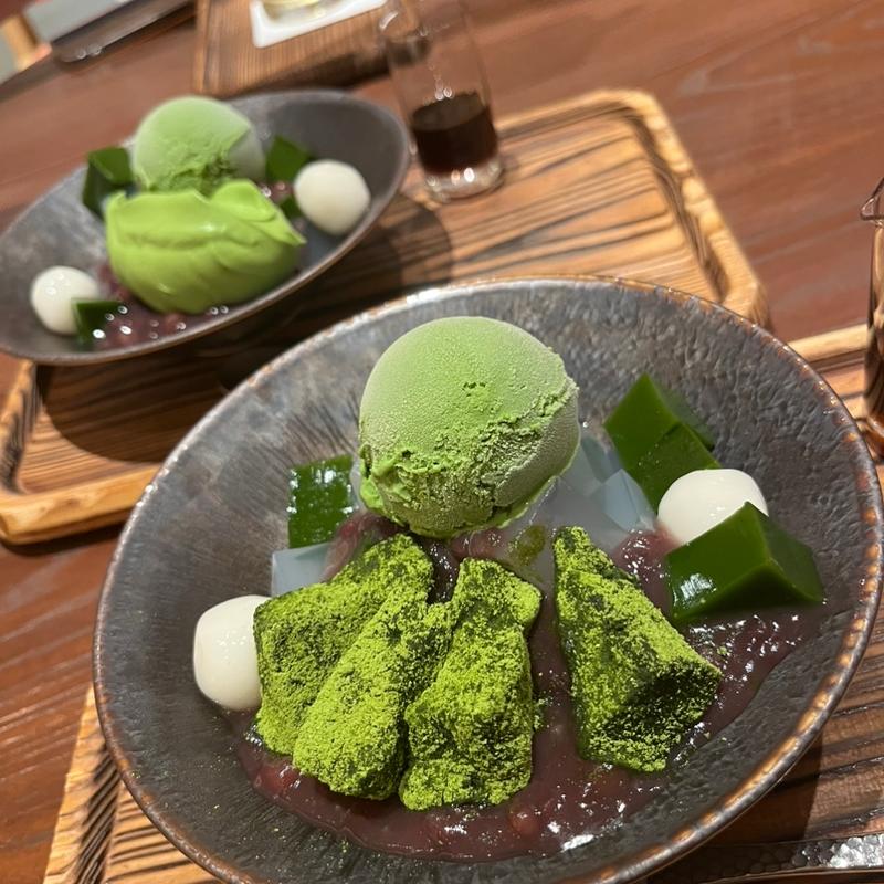 抹茶わらび餅あんみつ(林屋新兵衛 日比谷店)