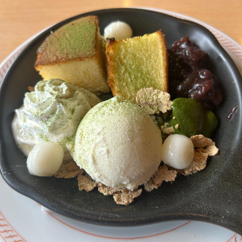 バニラアイスの釜焼きパンケーキ抹茶仕立て(ジョイフル 京都精華町店 （Joyfull）)