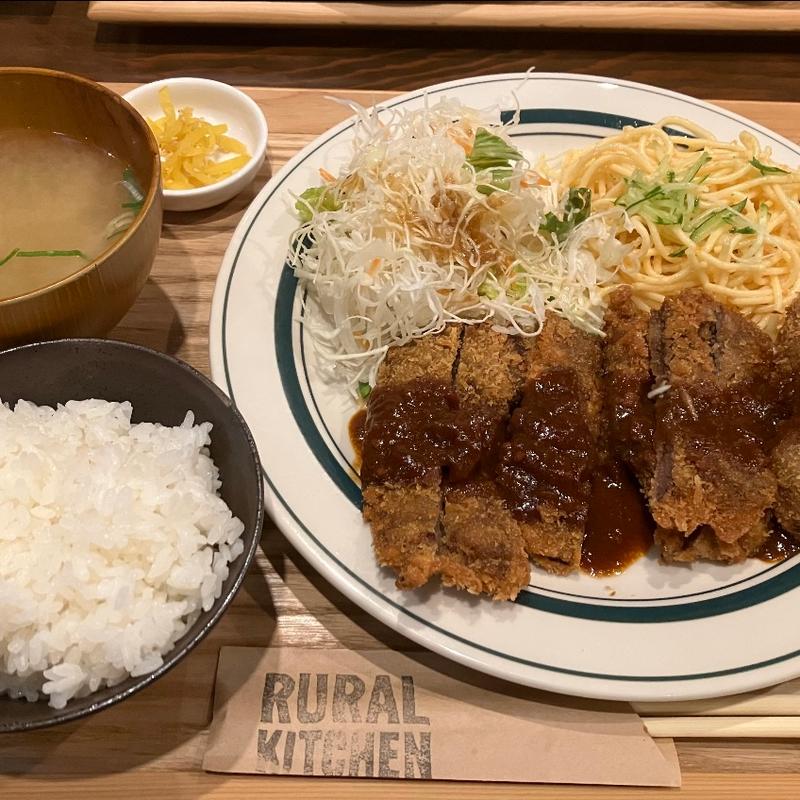 少し高めなビフカツ定食(RURAL KITCHEN)