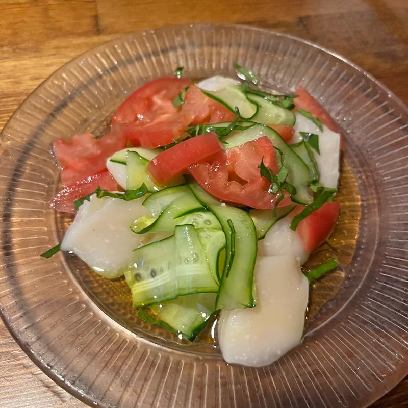 ホタテのカルパッチョ(イタリア食堂タク)