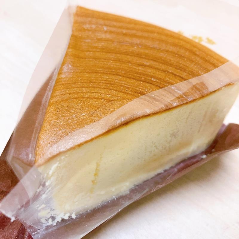 なめらかスフレチーズケーキ(シャトレーゼ 安佐祇園店)