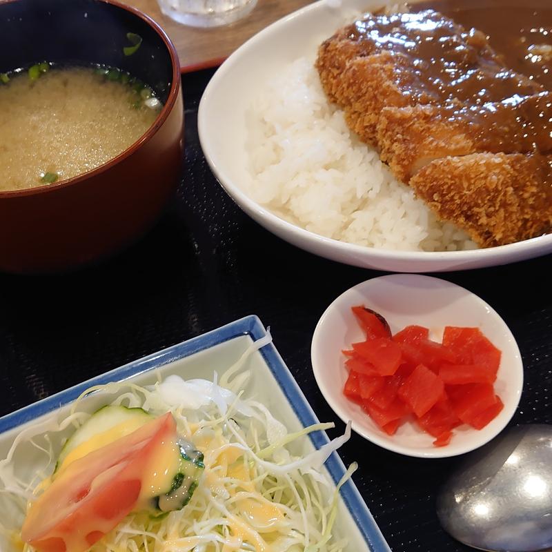 とんかつカレー(ミャンマー・アジア家庭料理 まるび)