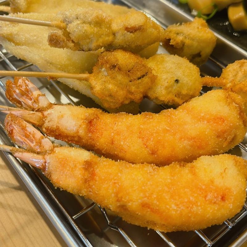 串カツ　大海老(串カツよいちょ)