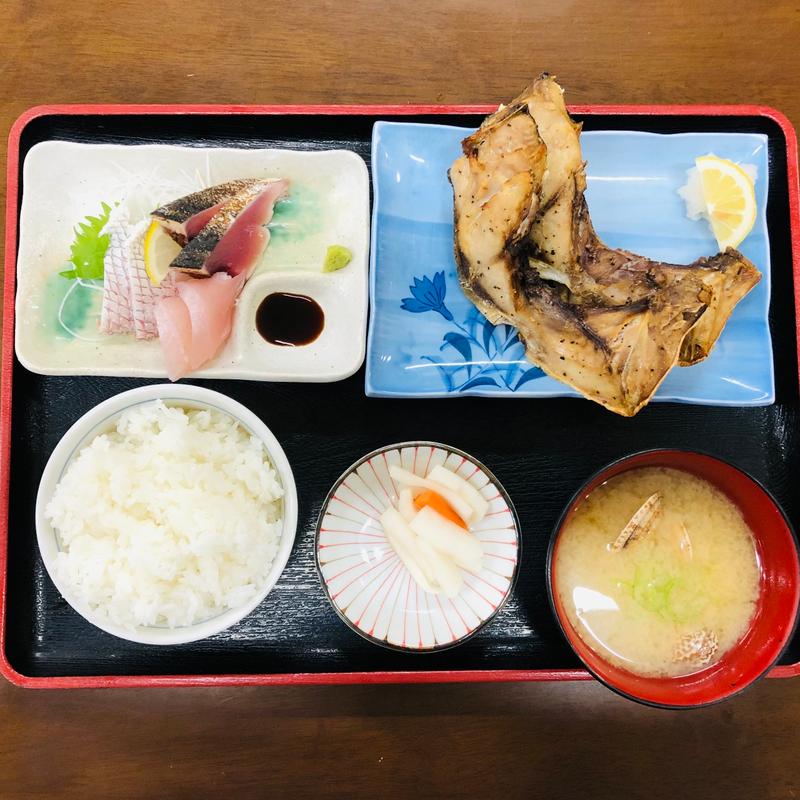 本日の焼魚定食(ドライブイン小浜)