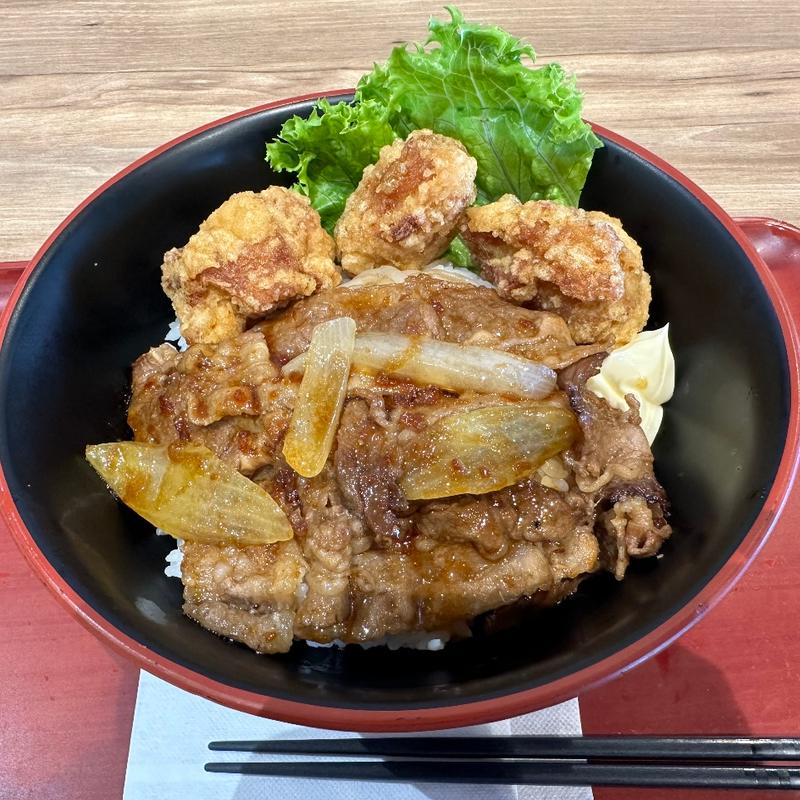 牛カルビ&唐揚げ丼(口福堂 アリオ橋本店)