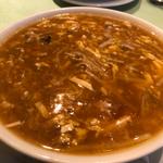 酢辛味スープ  酸辣湯(新世界菜館 （シンセカイサイカン）)