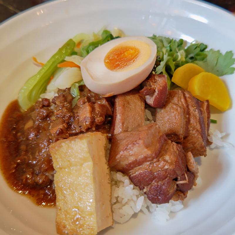 魯肉飯(横浜中華街 台湾美食店 886食堂)
