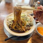 富山ブラック風らーめん