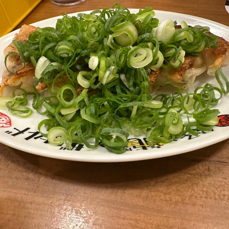 広島風餃子(ひろしまギョウザ by 餃子家 龍 ekie店)