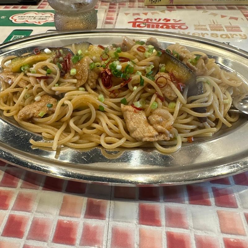 ナスと豚肉のピリ辛パスタ(ナポリタンTOMATO)