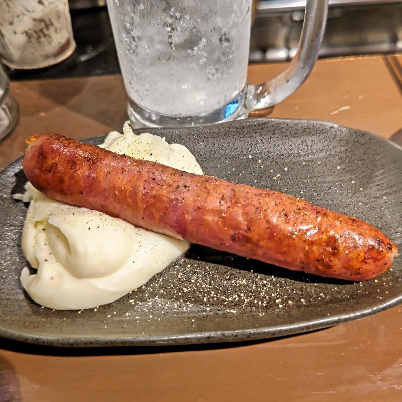 炭火焼きソーセージとマッシュポテト(Tempters beef skewers＋bar)