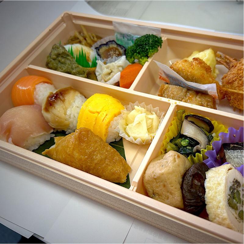 手まり寿司弁当(味の金魂 （アジノキンコン）)