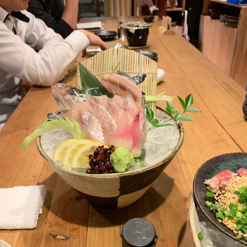 ホッケの造り(産直さばと青魚 伏見あおい)