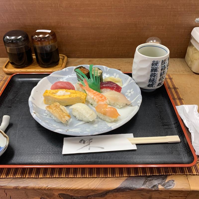 名物にぎり(八王子総合卸売センター　市場寿司　たか )