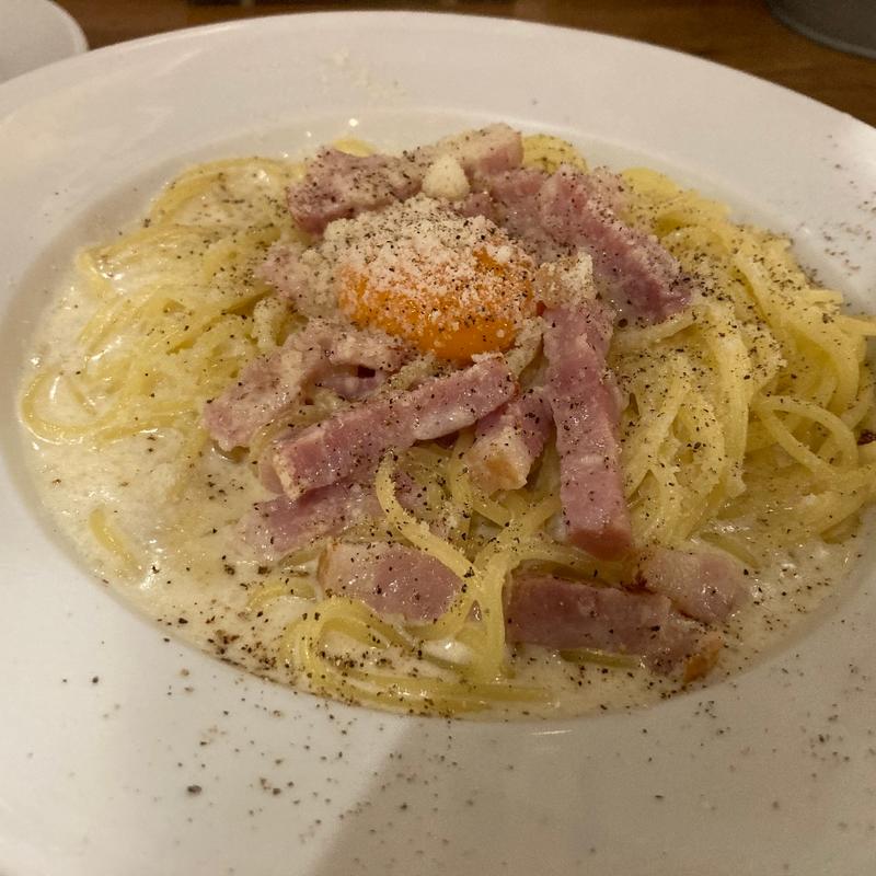 カルボナーラ　(パスタバル マルナカキッチン)