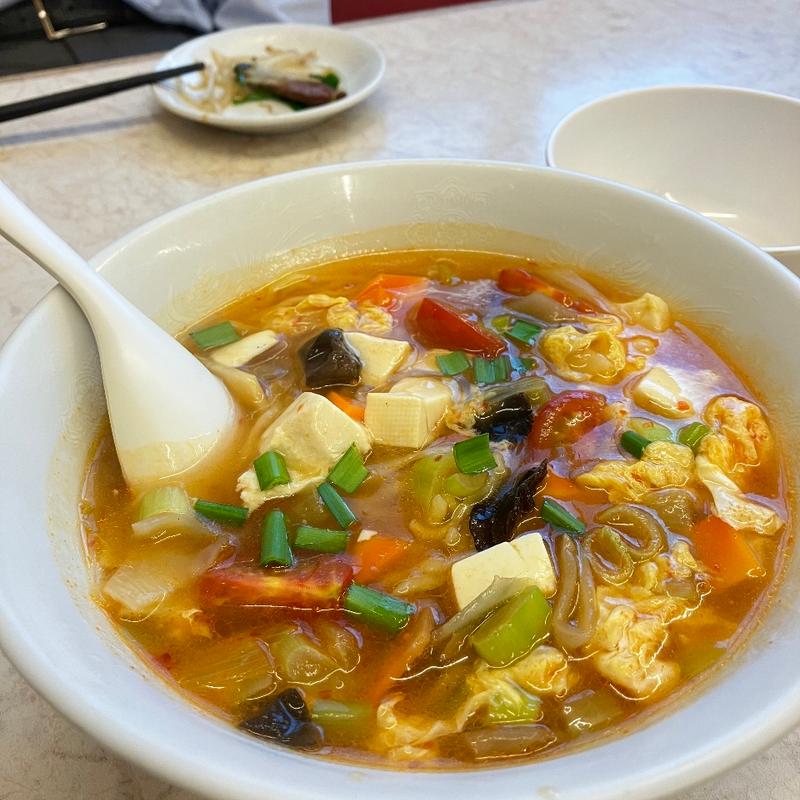 酸辣湯麺(中華料理 天宝 （テンホウ）)