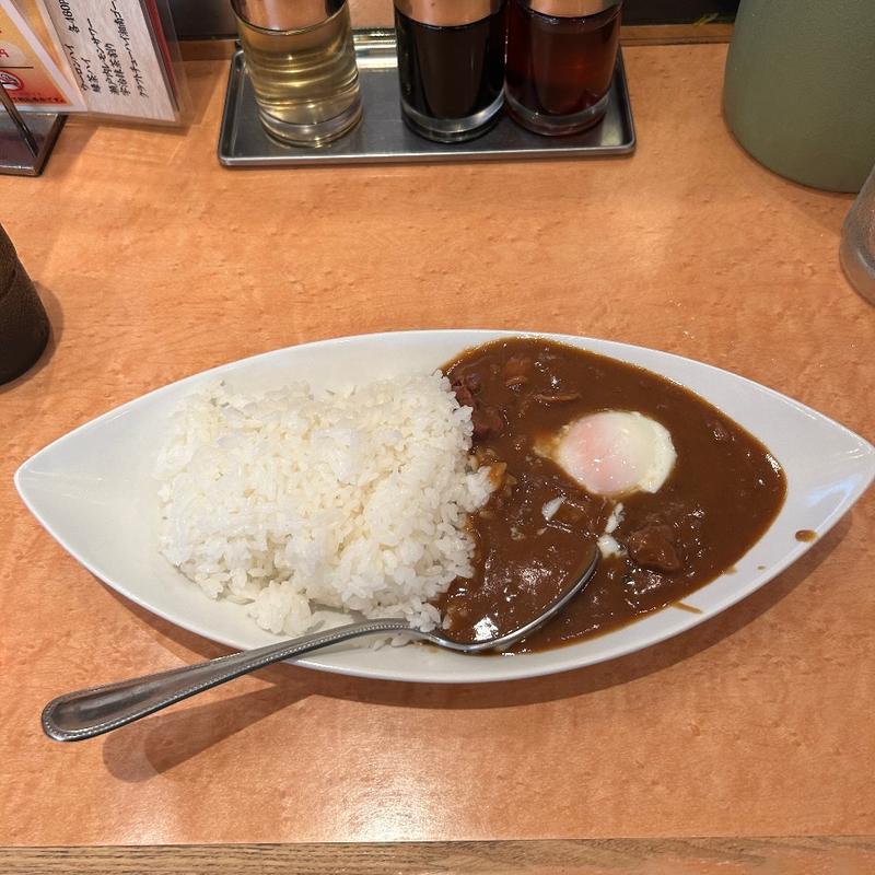 牛すじ温玉カレー(元祖ニュータンタンメン本舗 京町店)