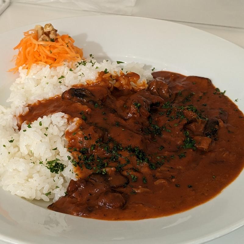 ビーフストロガノフ(カフェ ブォナ ジョルナータ)