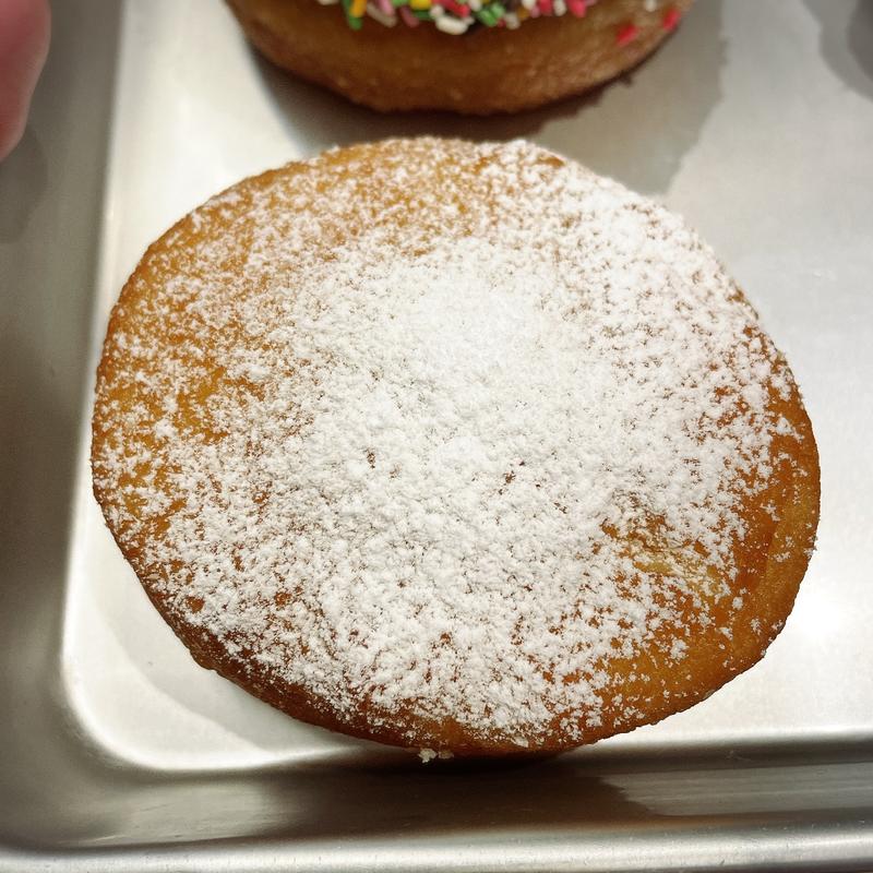 プリオッシュドーナツ クリームブリュレ(RACINES DONUT & ICE CREAM EBISU)