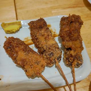 レバカツ(もつ焼き串焼き 肉の佐藤 藤沢店)