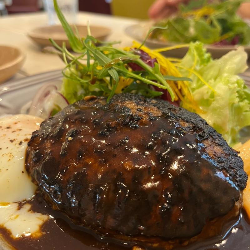 ハンバーグランチ(The LOAF Cafe)