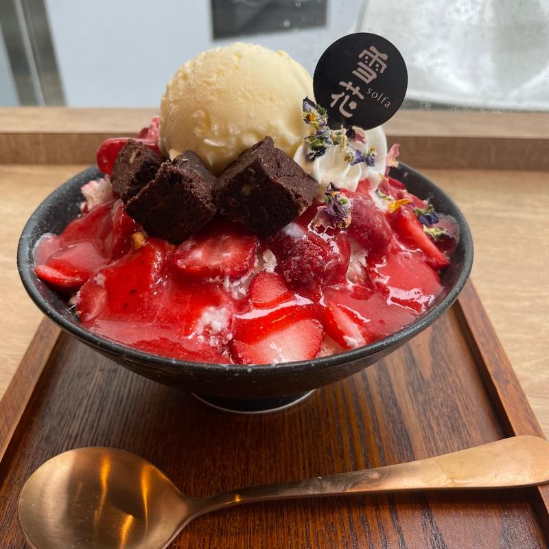 ストロベリー＆濃厚ブラウニーソルファ(本格ピンス専門店 雪花 -solfa-)