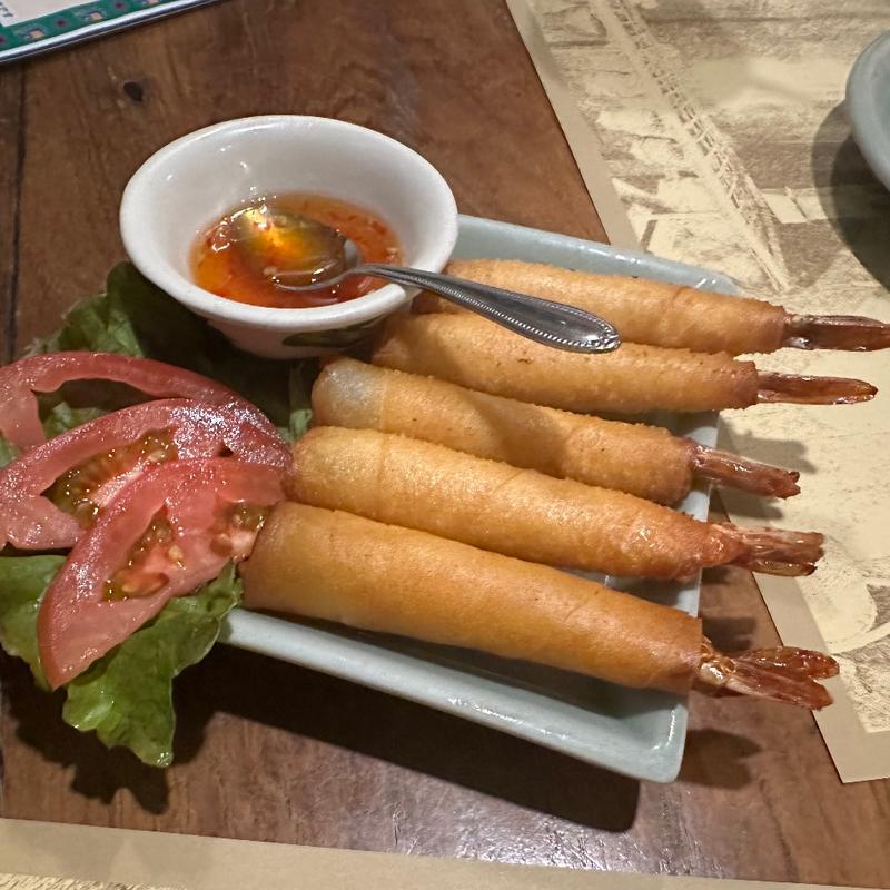 揚げ海老春巻き(タイ料理 Sweet Basil（スウィートバジル）)