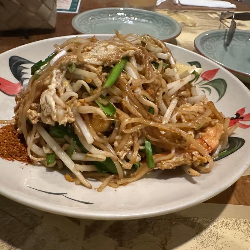 パッタイ(タイ料理 Sweet Basil（スウィートバジル）)