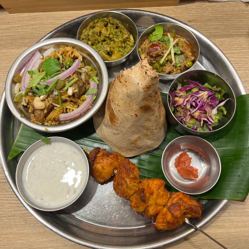 バラエティセット(エリックサウス高円寺カレー＆ビリヤニセンター)