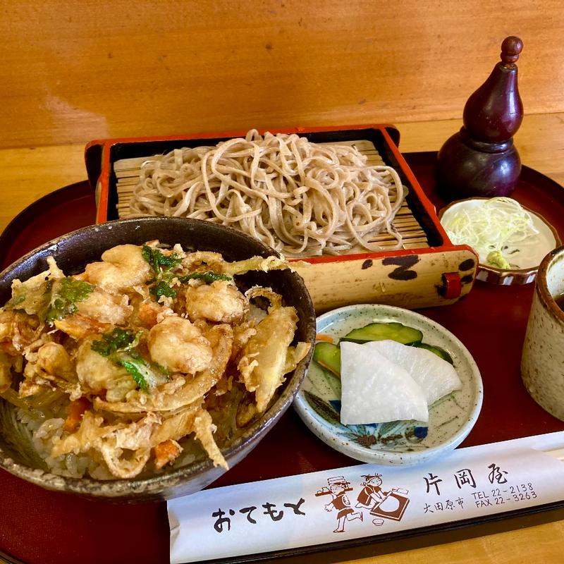 かき揚げ丼とそばセット(片岡屋 )