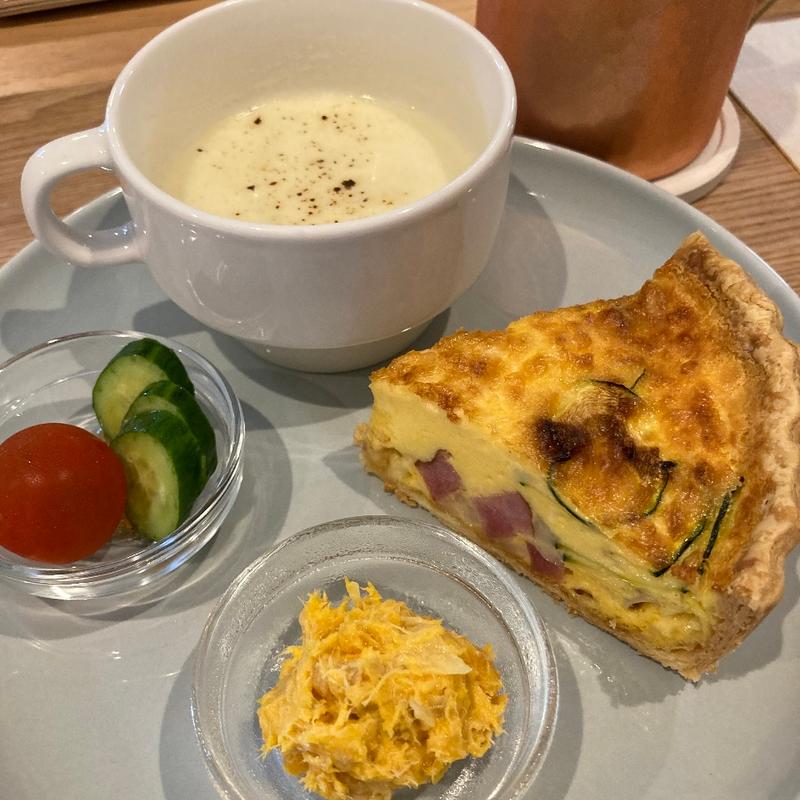 キッシュプレート(Hana Cafe)