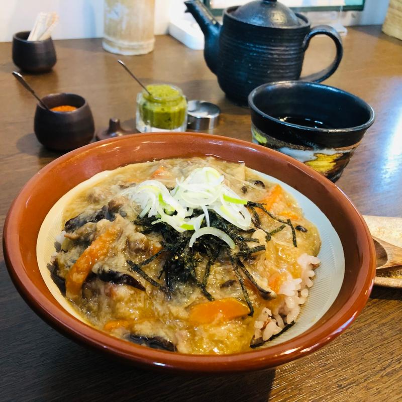 とろ飯(がまこう庵 （がまこうあん）)