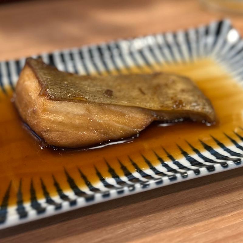 青ヒラス煮付け(倉蔵商店 （クラゾウショウテン）)