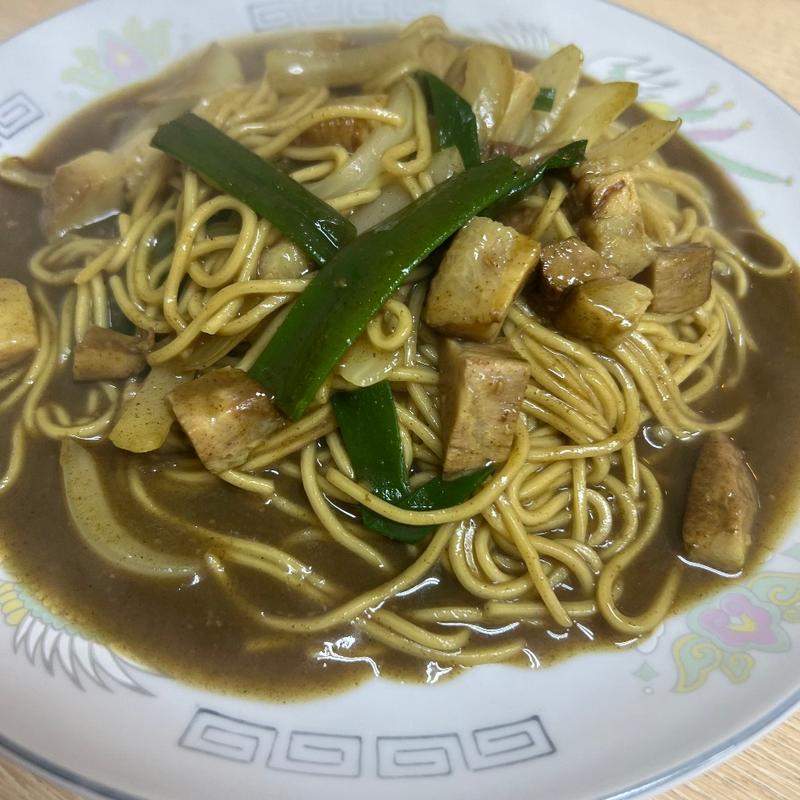 カレー焼きそば(つゆだく)(豚珍館 )