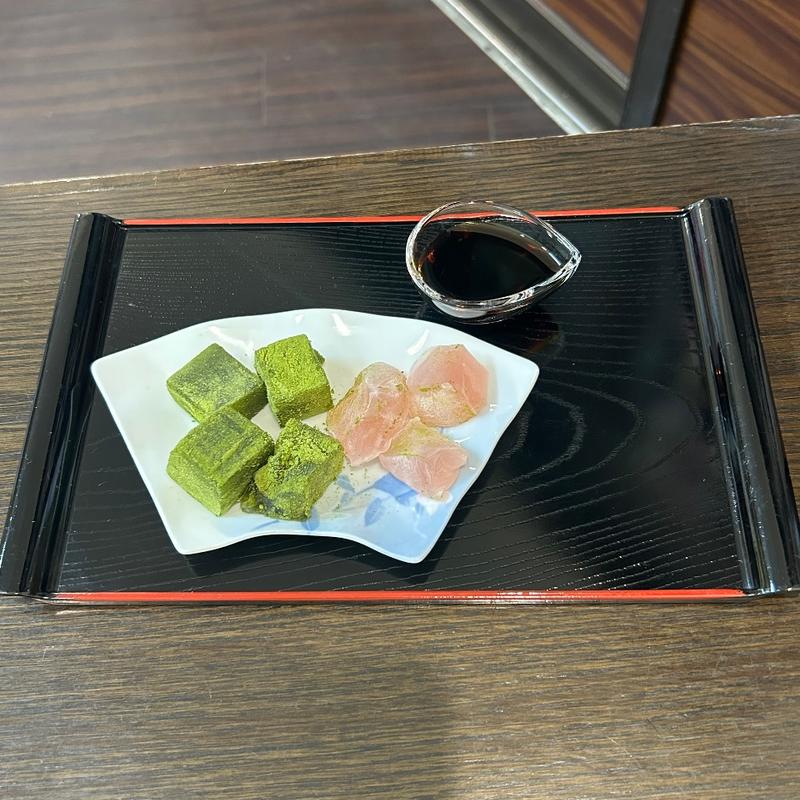 二色わらび餅(築地 胡蝶)