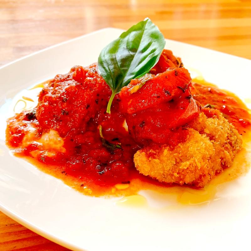 豚ヒレカツのマルゲリータソース(CAMEL DINING)
