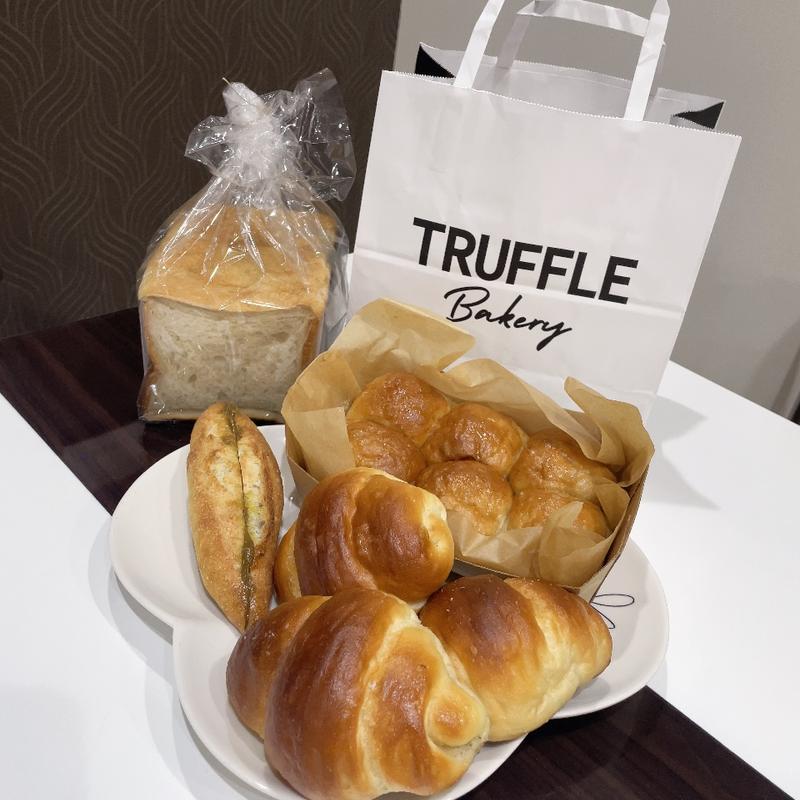 (Truffle BAKERY 大阪本店 （トリュフベーカリー）)
