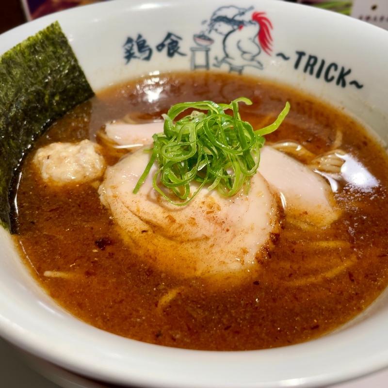 鶏と鰹の醤油らー麺(鶏喰 （～TRICK～）)