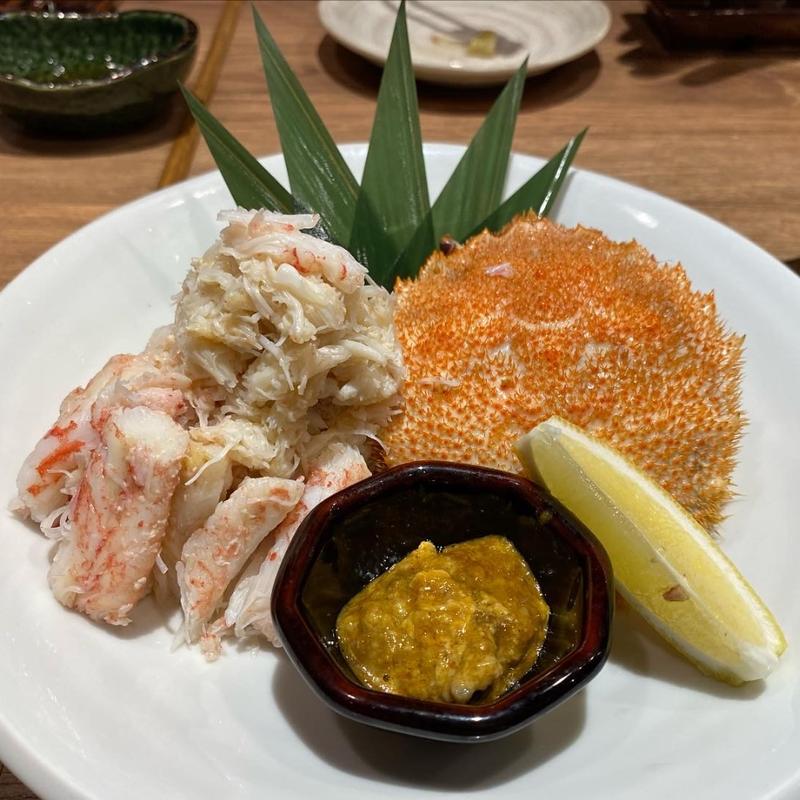 ずわい蟹(魚真 下北沢店 （うおしん）)
