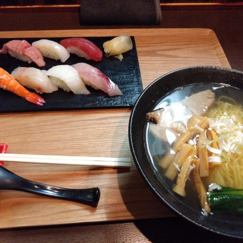 ラーメン寿司セット(お食事処 市玄)