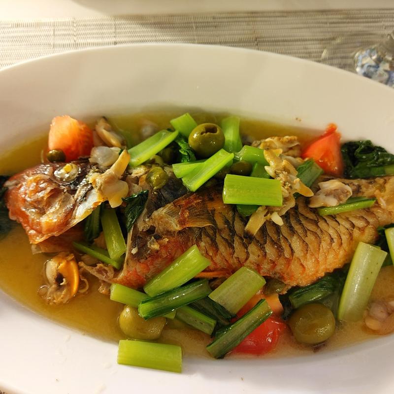 いらぶちゃーのアクアパッツァ(cucina985)