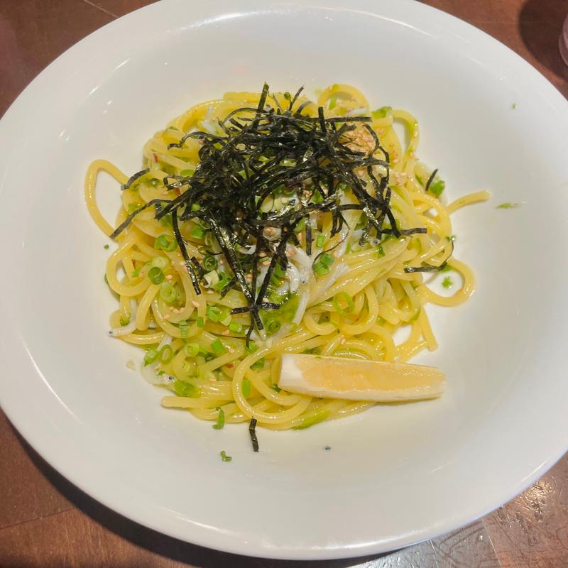 しらすと生海苔のペペロンチーノ(バンバール Wine&Pasta)