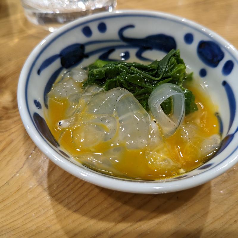 ノレソレ黄身醤油がけ(野毛のおにかい)