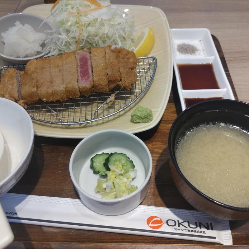 牛サーロインカツ定食(とんかつと釜炊きご飯 ゆきひら イオンスタイル碑文谷店)