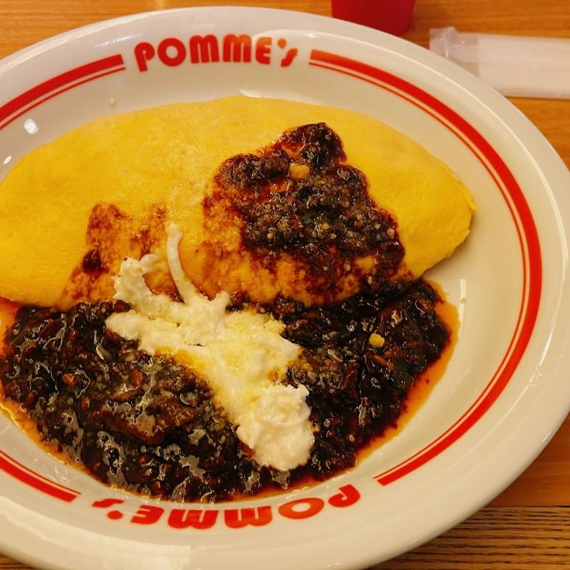 オムライス（お肉+チーズ+デミグラス ）(ポムズファーム クリスタ長堀店)