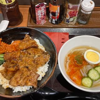 厚切りカルビ丼&コシの冷麺(肉のヤマキ商店 両国店)