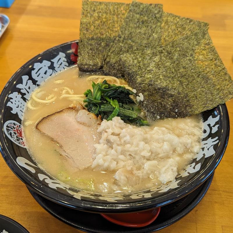 (横浜家系らぁめん 辻田家 簗瀬店)
